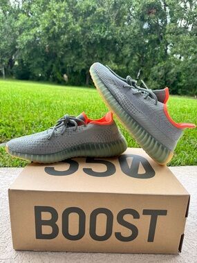 Yeezy Boost 350 V2 Grey with Orange Collar Size 11